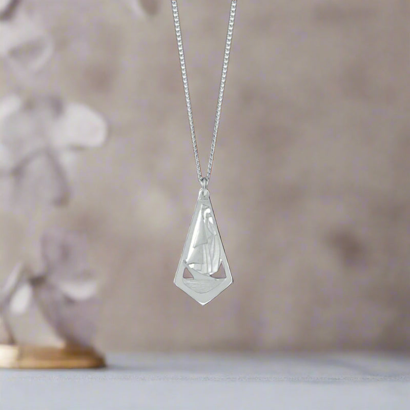 Bluenose Necklace 18"