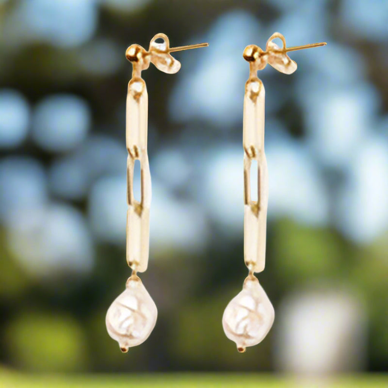Pearl Drop Golden Earing- Long